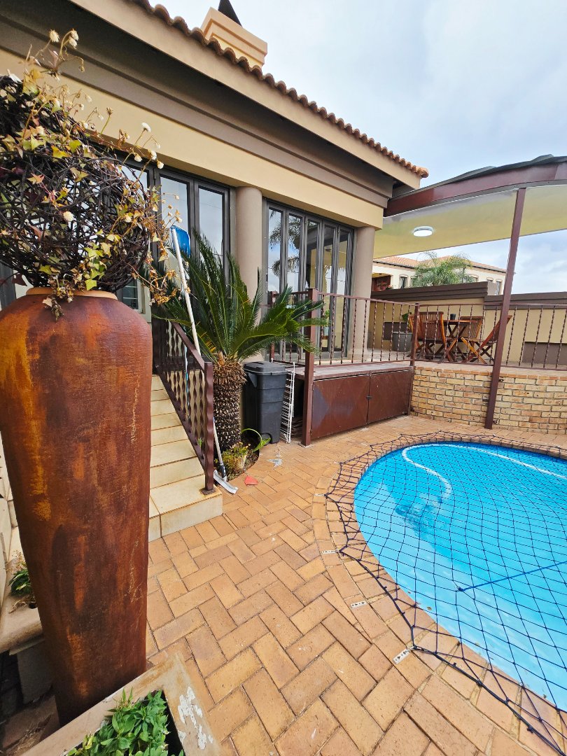 3 Bedroom Property for Sale in Wilkoppies North West